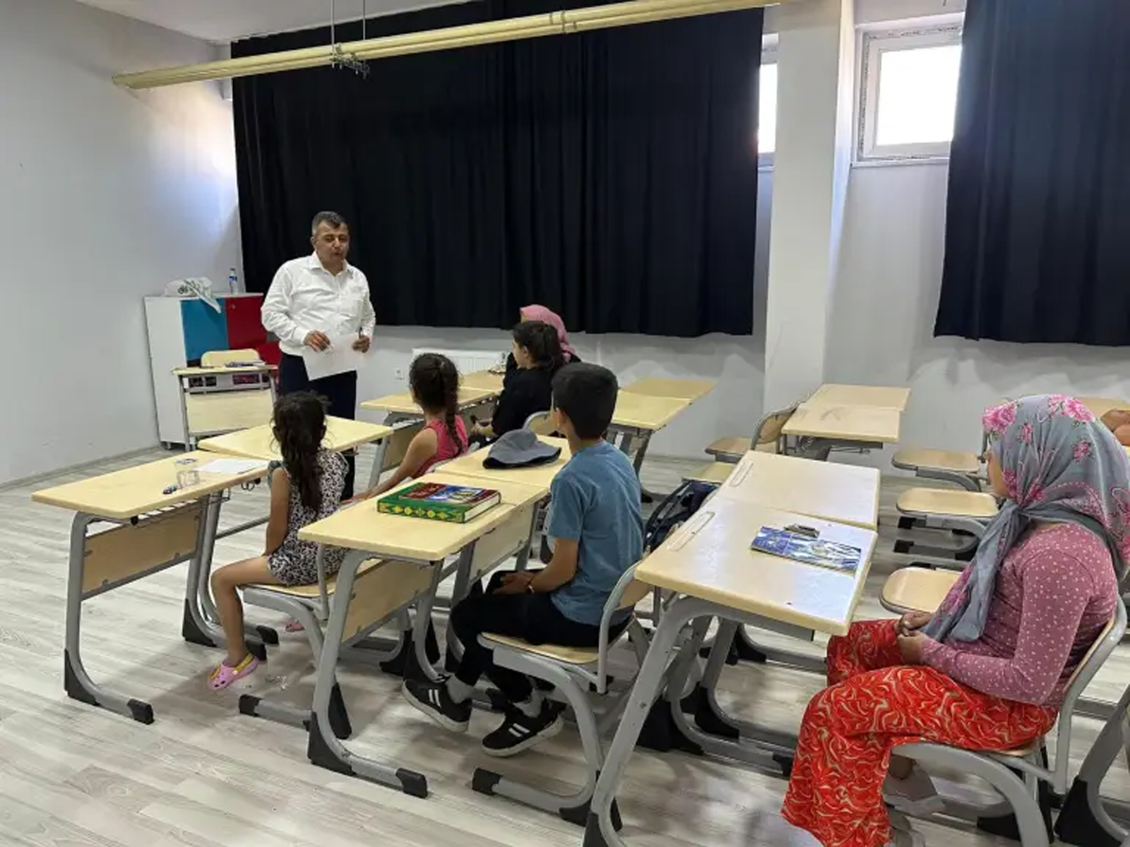 BAŞKAN KOYUNCU YAZ KURSLARINI ZİYARET ETTİ
