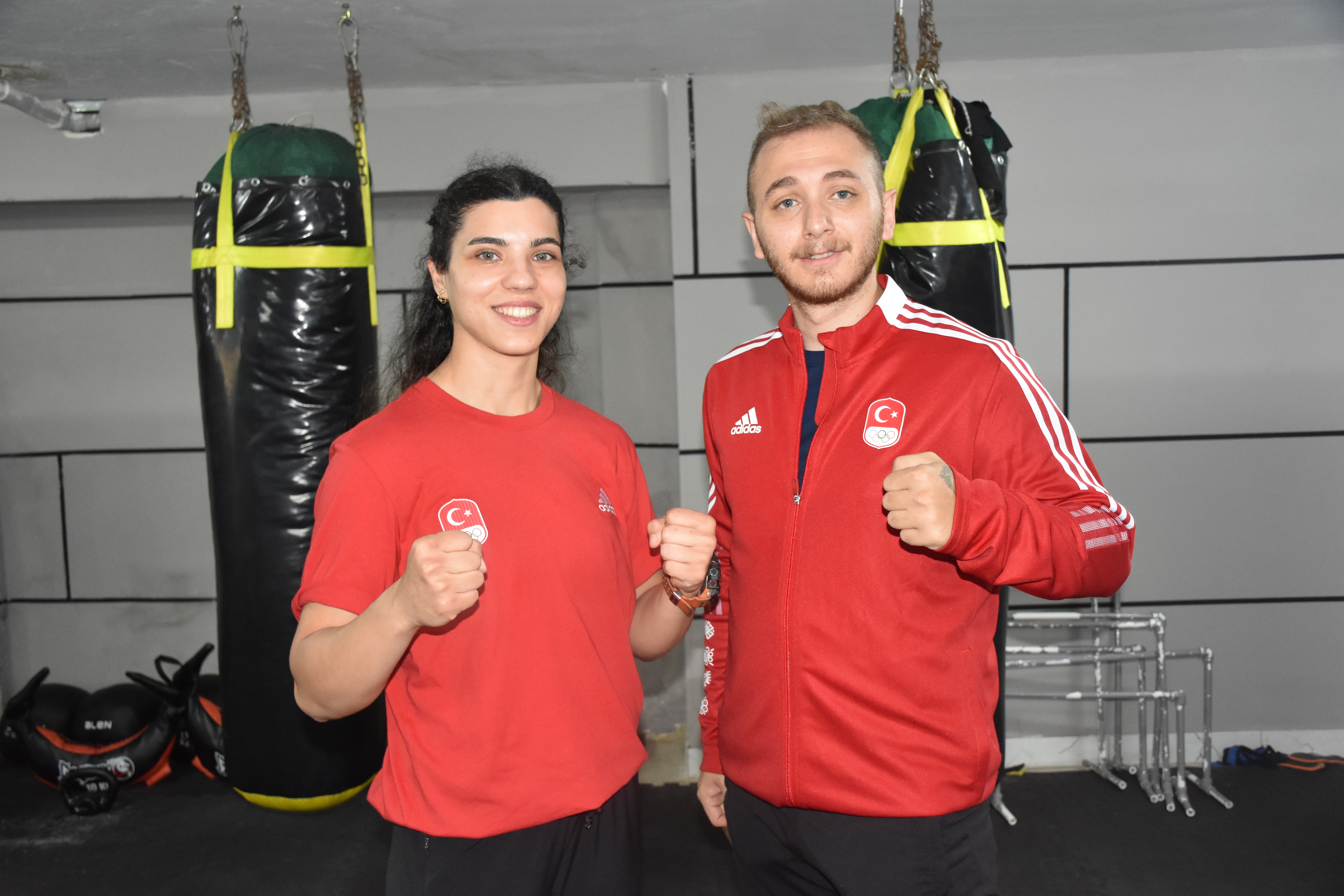 MİLLİ SPORCU KOCAKUŞ ŞAMPİYONLUĞU KIL PAYI KAÇIRDI