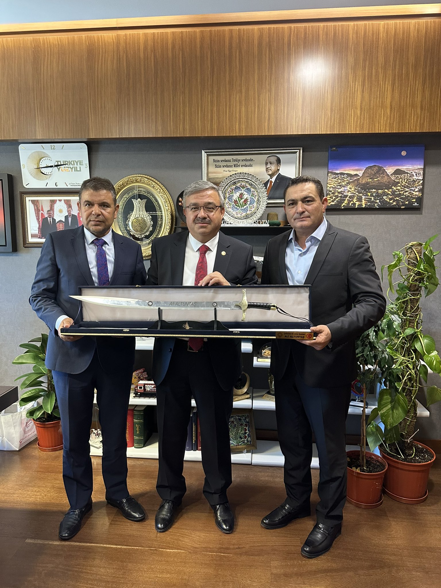 YURDUNUSEVEN HEMŞERİLERİNİ AĞIRLADI