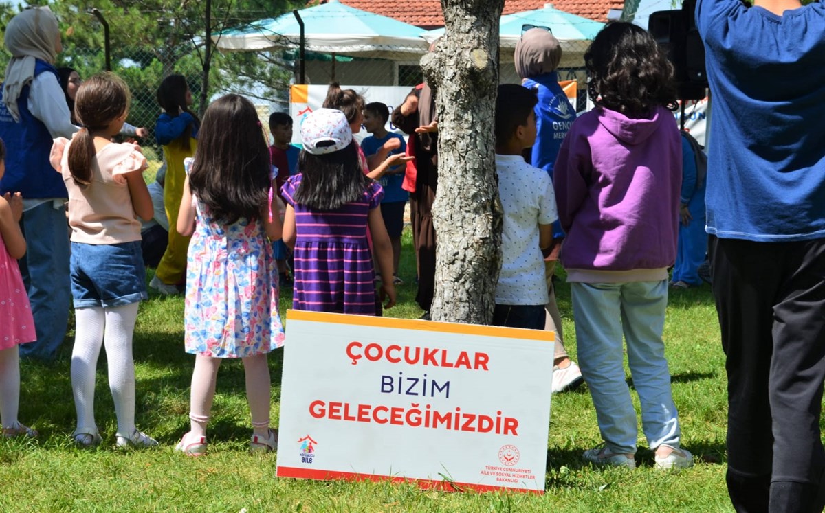 “SAYINIZIN HER GÜN ARTMASINI UMUT EDİYORUM”