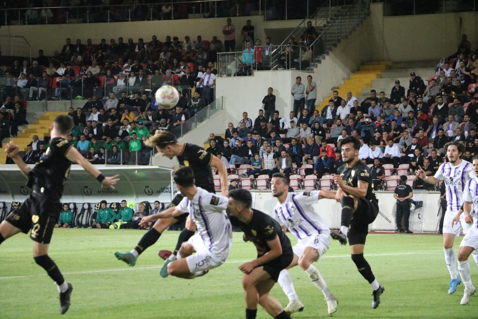 PROTOKOL ÜYELERİ AFYONSPOR İÇİN TOPLANACAK