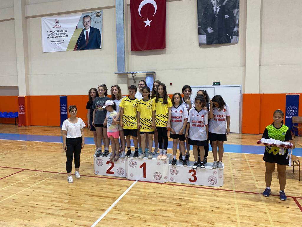 AFYON’UN YILDIZLARI ÇEYREK FİNALDE