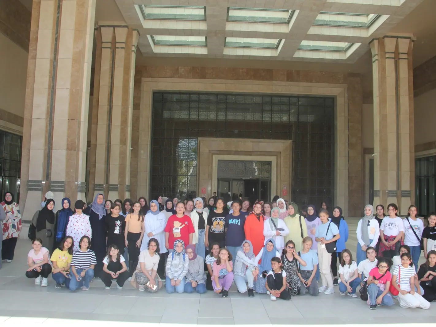AFYONLU ÖĞRENCİLER ANKARA’DA