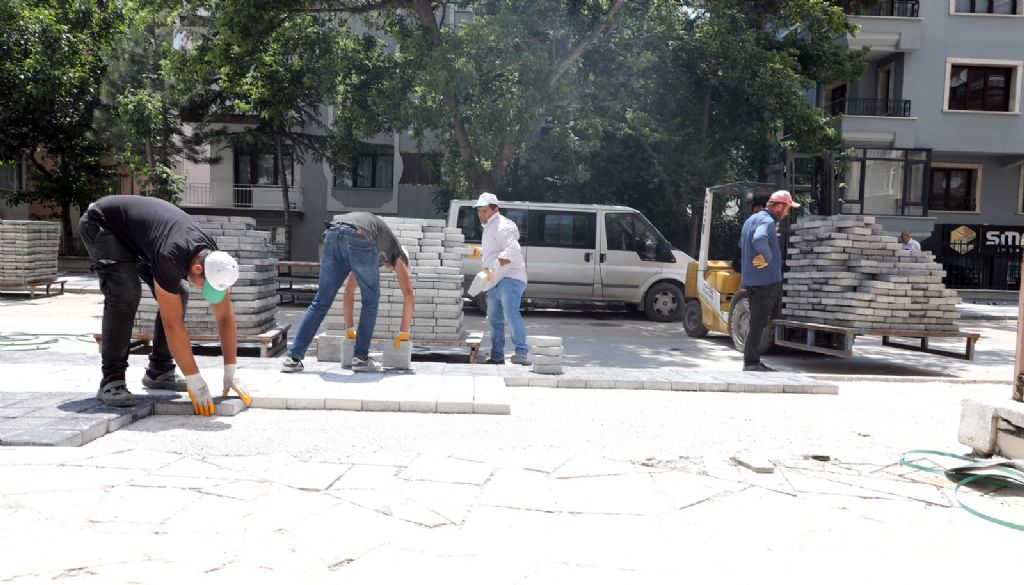 BELEDİYEDEN ÜST YAPI ATAĞI