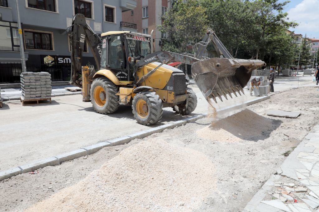 BELEDİYEDEN ÜST YAPI ATAĞI