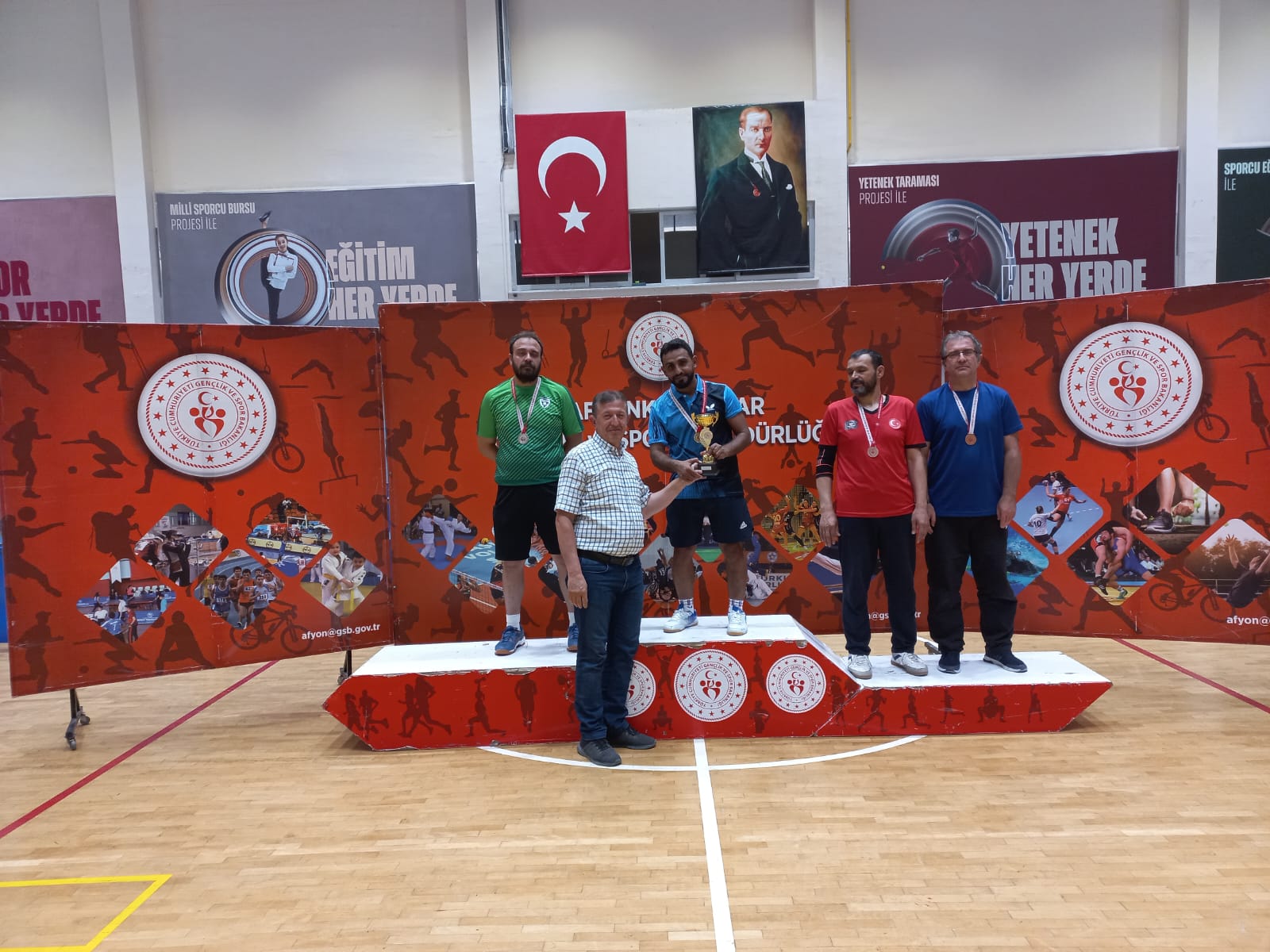 15 TEMMUZ ŞEHİTLERİ ANISINA MASA TENİSİ TURNUVASI