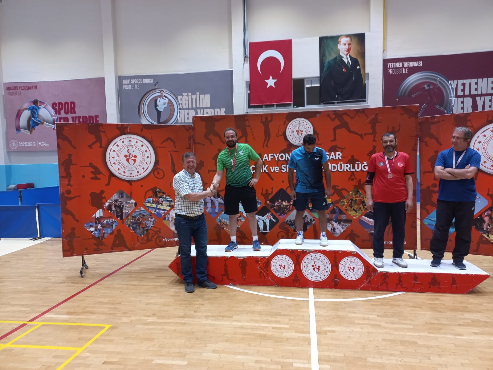 15 TEMMUZ ŞEHİTLERİ ANISINA MASA TENİSİ TURNUVASI