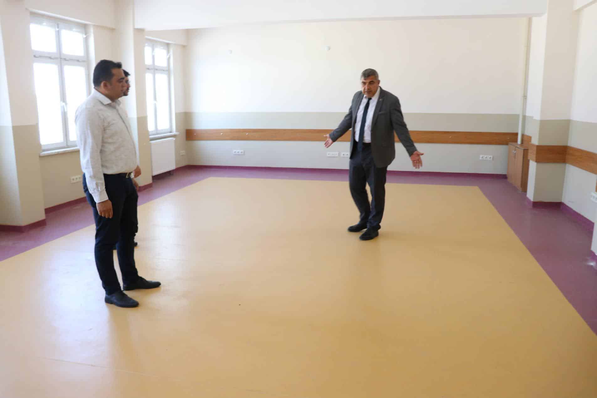 İL MÜDÜRÜ SÜNNETCİ İNCELEMELERDE BULUNDU
