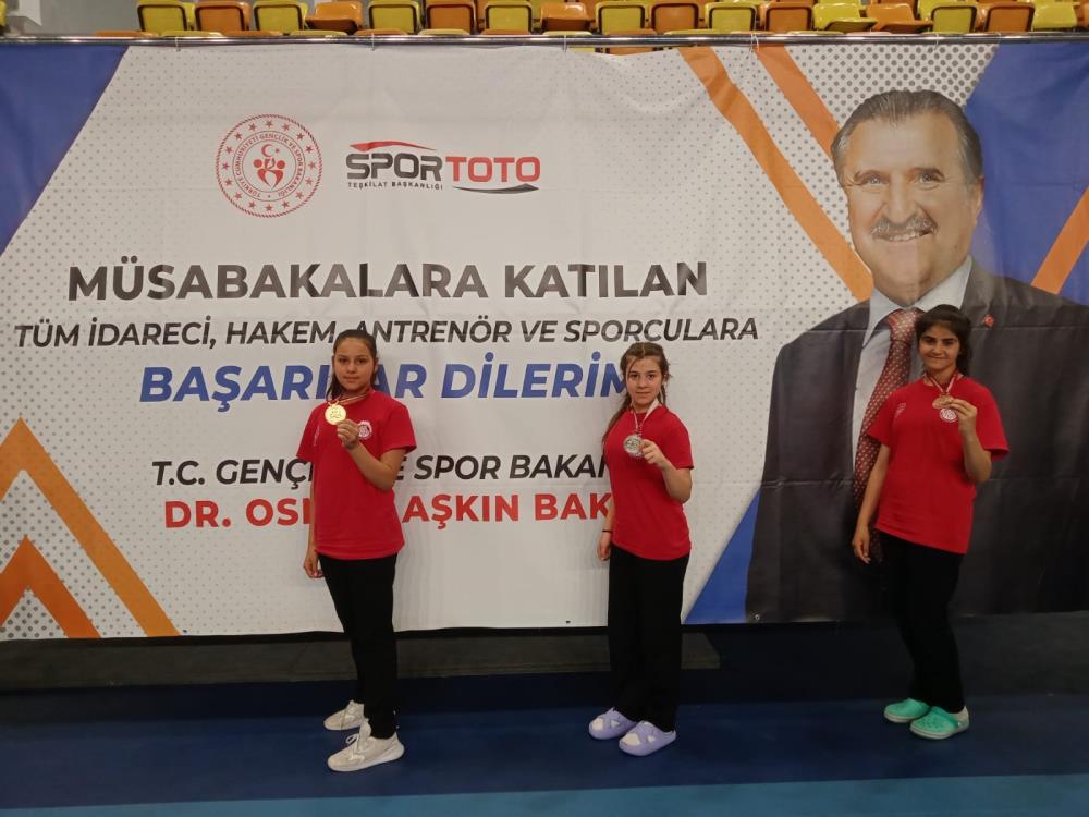TÜRKİYE ŞAMPİYONASINDA YEŞİLAYSPOR FARKI