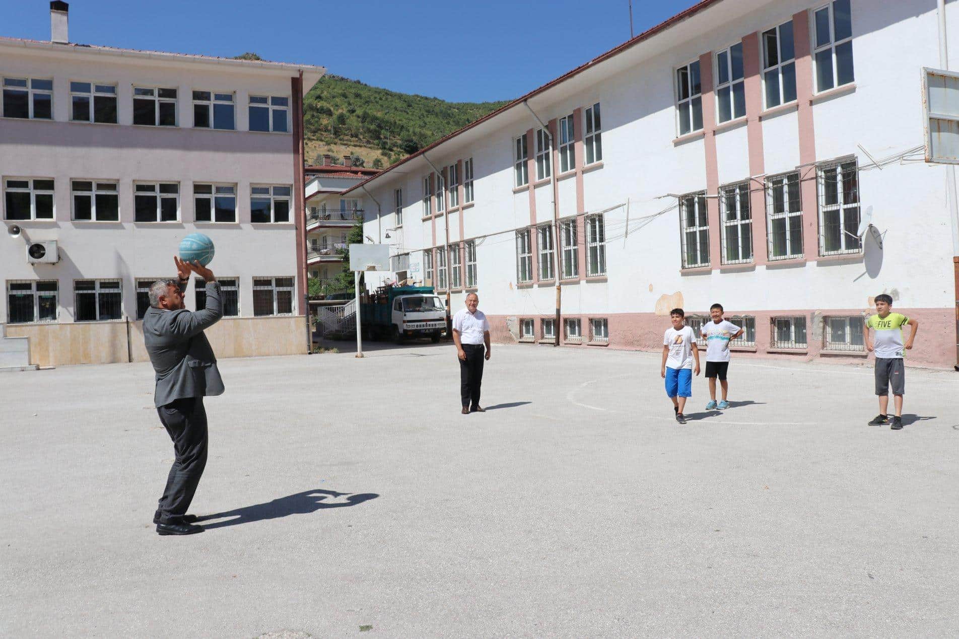 İL MÜDÜRÜ SÜNNETCİ TURLARINA DEVAM EDİYOR
