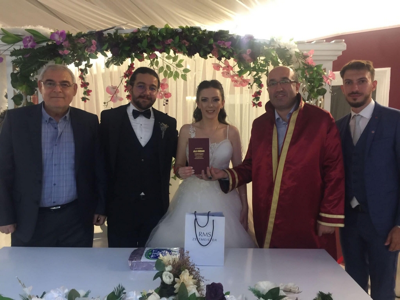HER GÜZEL ANIN DEĞİŞMEYEN ŞAHİDİ