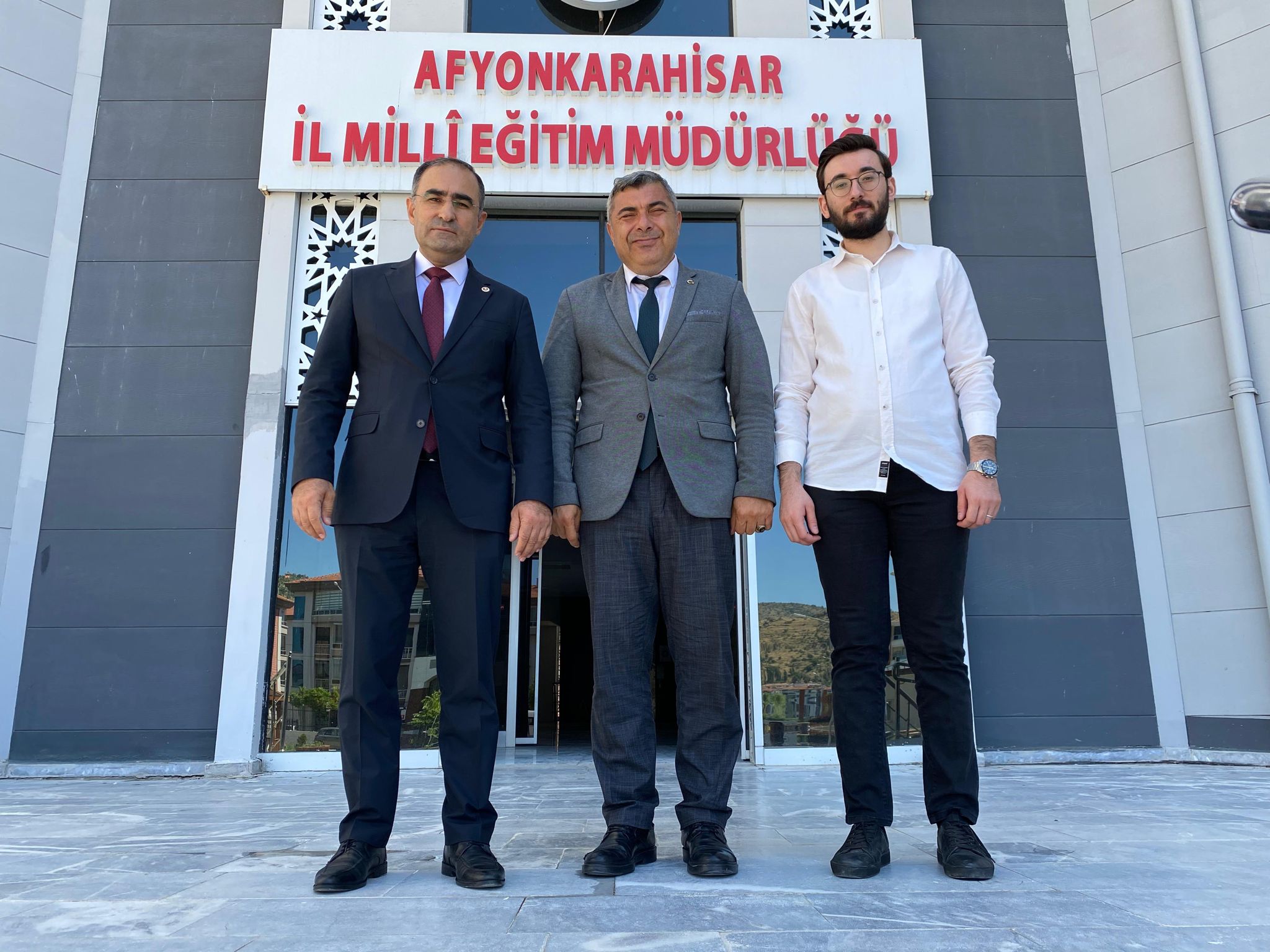 BÜTÇEDEN EN BÜYÜK PAY EĞİTİME AYRILIYOR