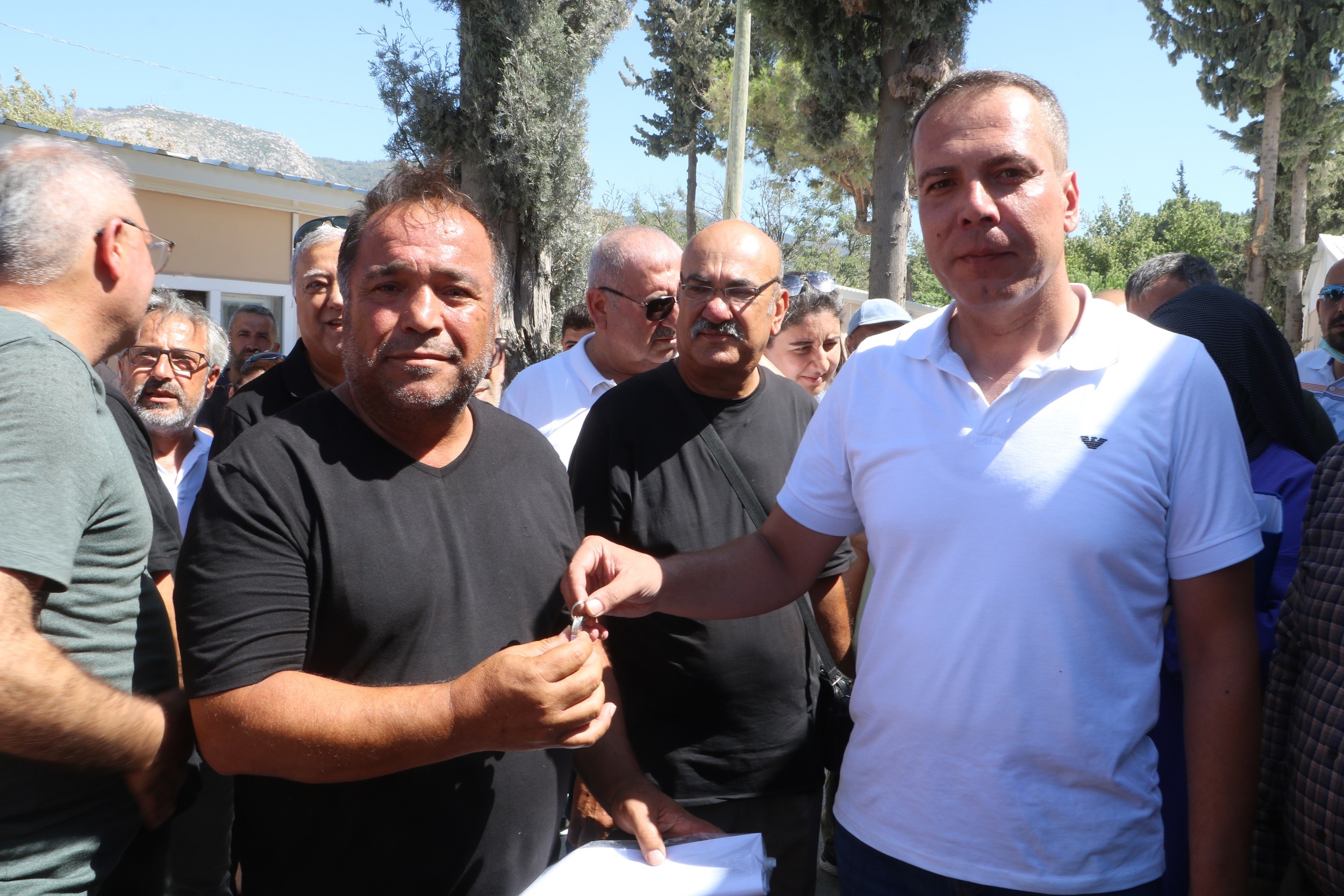 ENKAZ KENTTE HÜZÜNLÜ ANAHTAR TESLİMİ