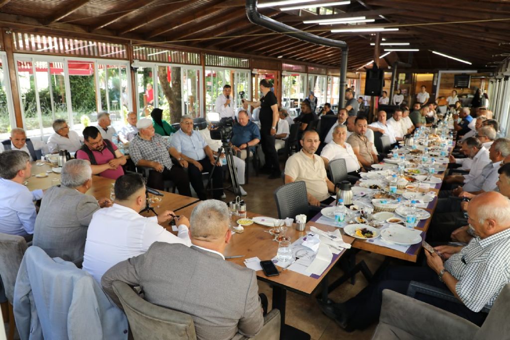 "2024'TE BAŞKANLIK İÇİN ADAY ADAYIYIM"