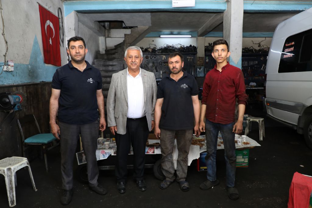 BAŞKAN ESNAF ZİYARETLERİ İÇİN YİNE SAHADA