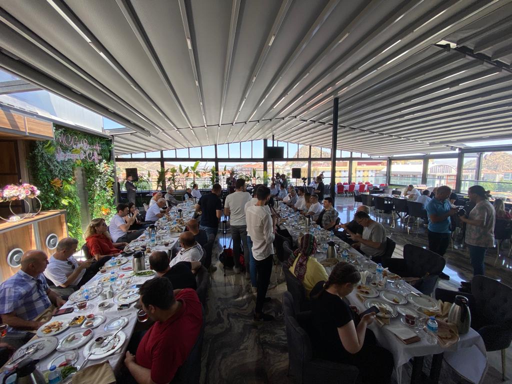 YEREL BASIN EKONOMİK SANSÜRLE KARŞI KARŞIYA