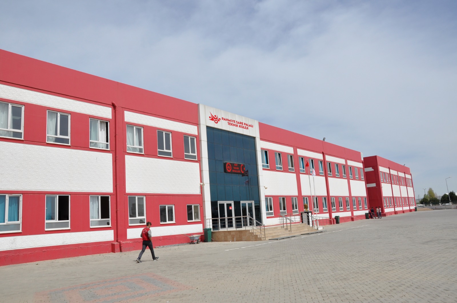 LGS'DE TERCİHLER AÇIKLANDI, ŞİMDİ SIRA KAYITTA