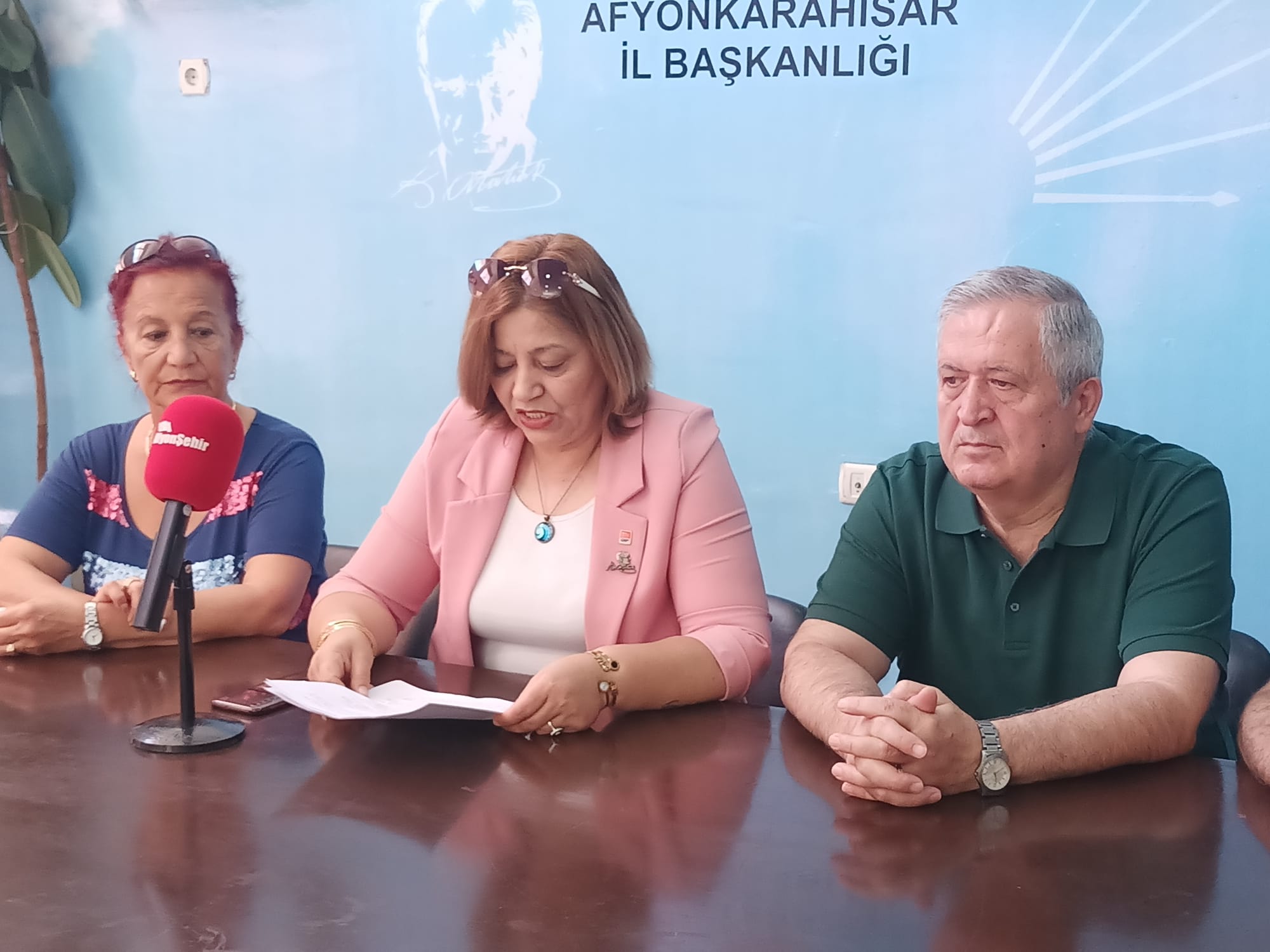 "YASALARA DOKUNMAYIN UYGULAYIN"