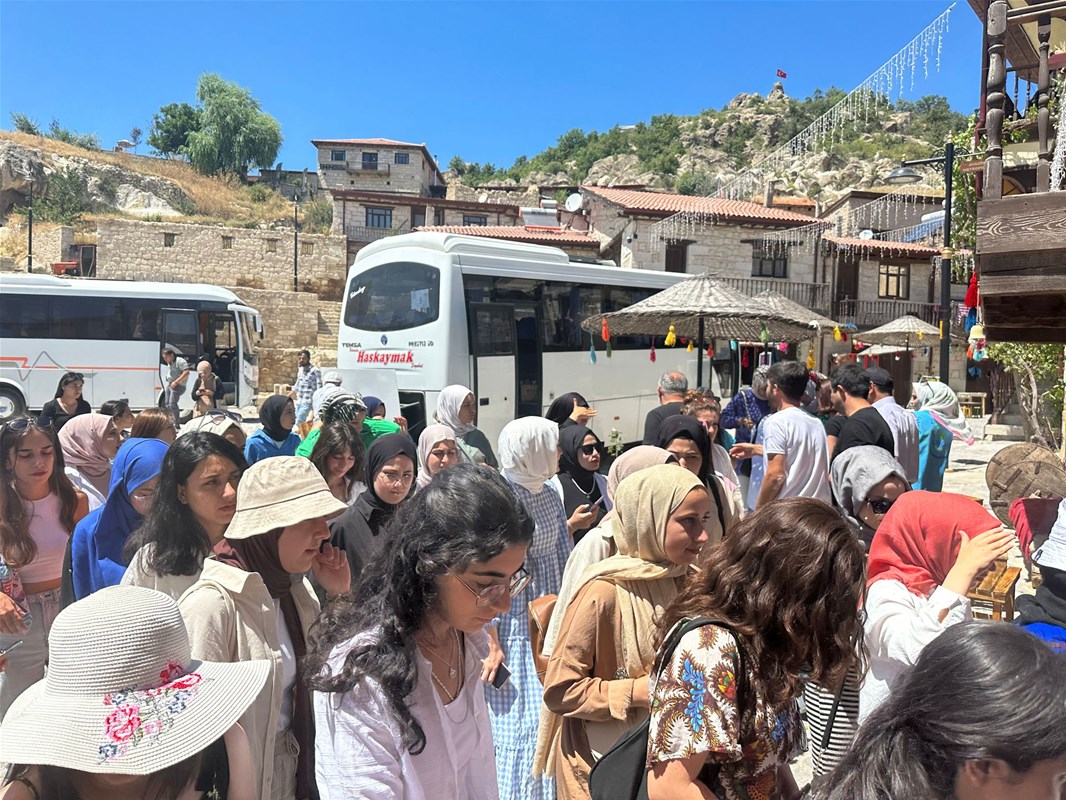 GENÇ KAMPÇILAR AYAZİNİ’Yİ GEZDİ
