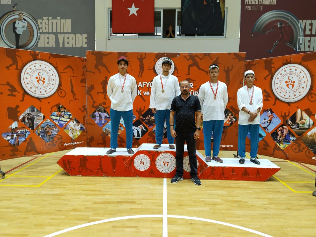 50 SPORCU YETENEKLERİNİ SERGİLEDİ