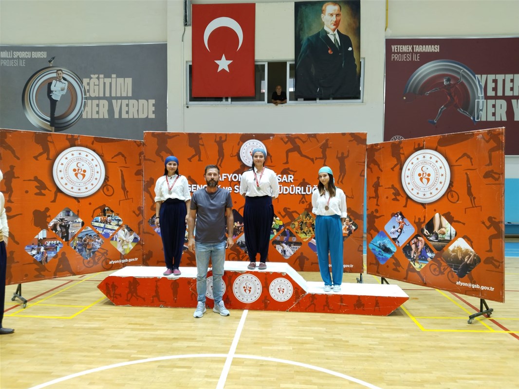 50 SPORCU YETENEKLERİNİ SERGİLEDİ