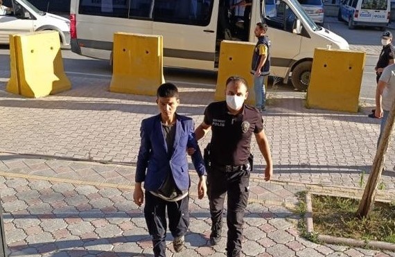 34 DÜZENSİZ GÖÇMEN YAKALANDI