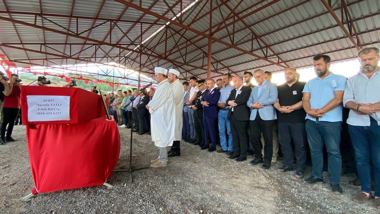 ŞEHİT TATLI SON YOLCULUĞUNA UĞURLANDI