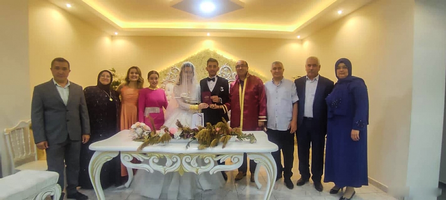 VATANDAŞLARIN MUTLULUĞUNA ORTAK OLDU