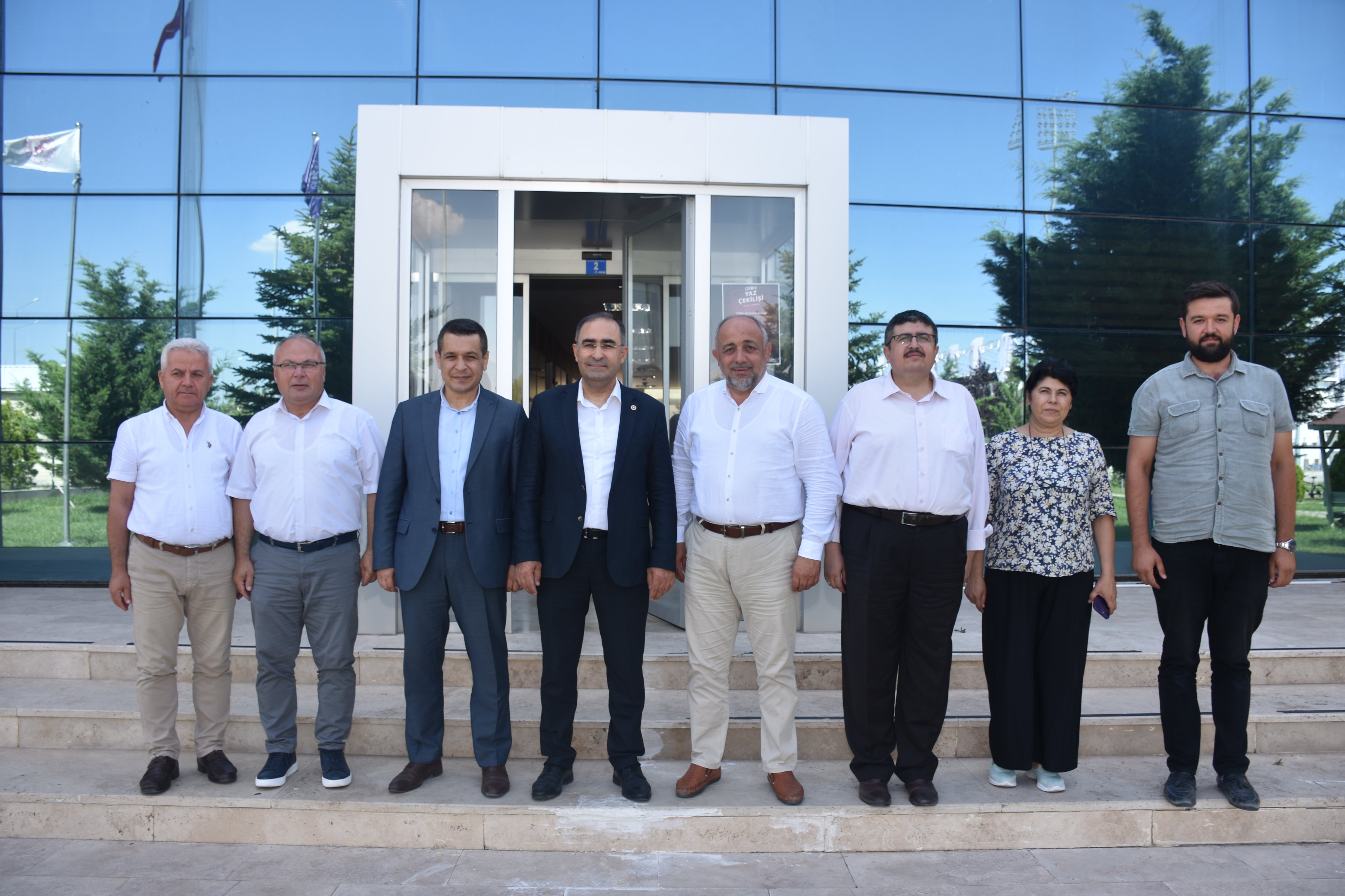 MİLLETVEKİLİ ARSLAN, İL MÜDÜRÜ KASAPOĞLU’NU ZİYARET ETTİ