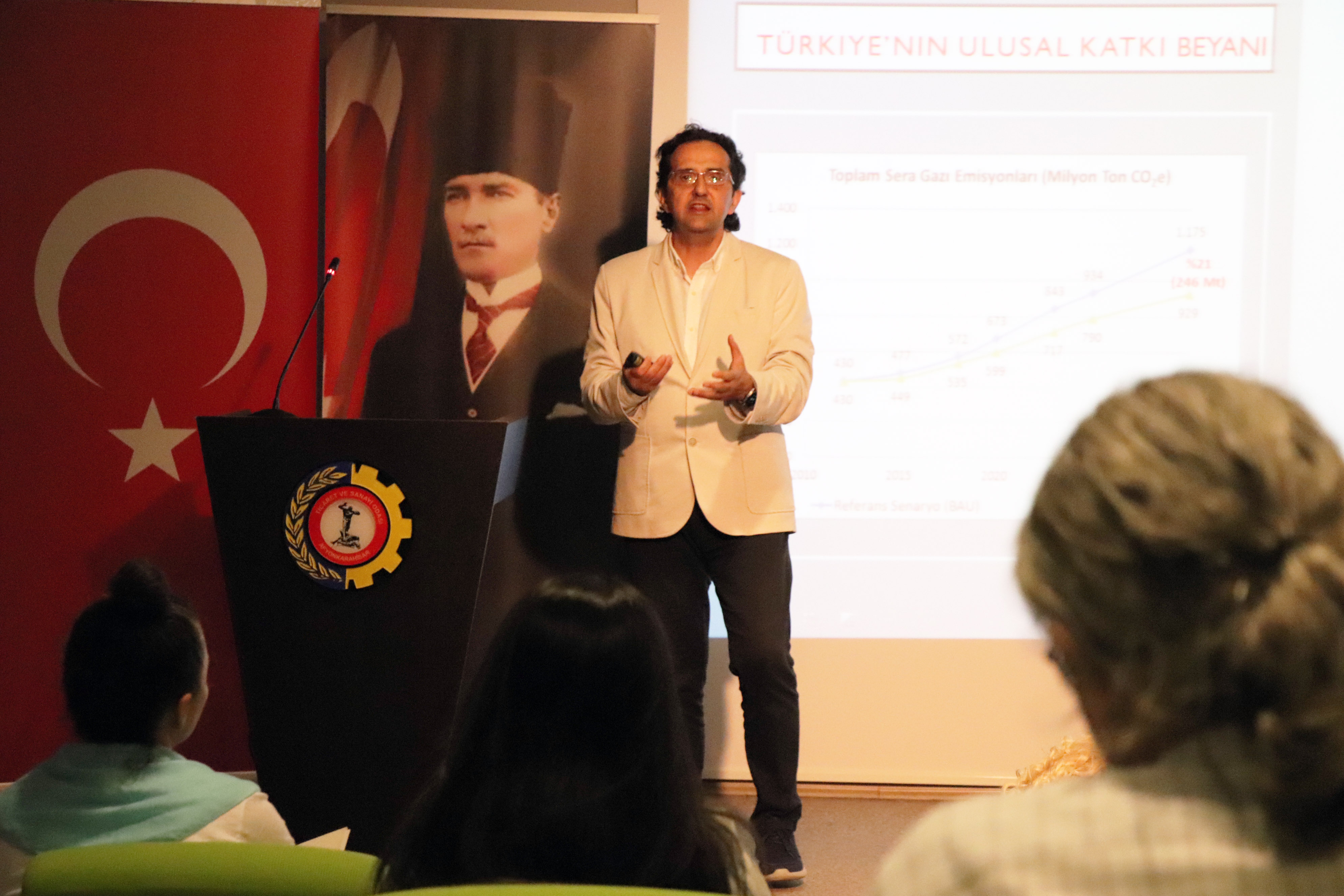 YEŞİL DÖNÜŞÜM EĞİTİMİ VERİLDİ