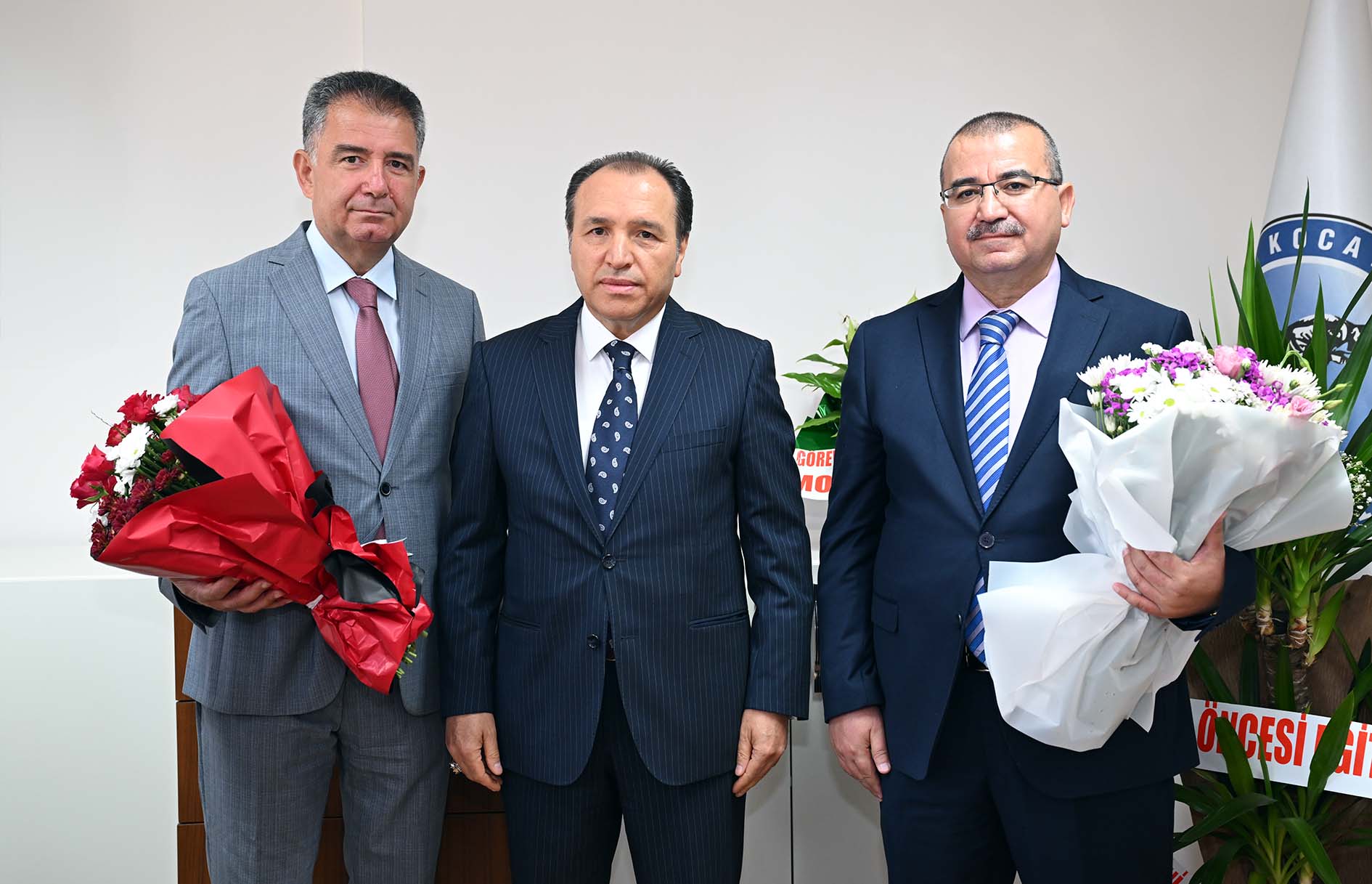 EĞİTİM FAKÜLTESİNDE DEVİR TESLİM