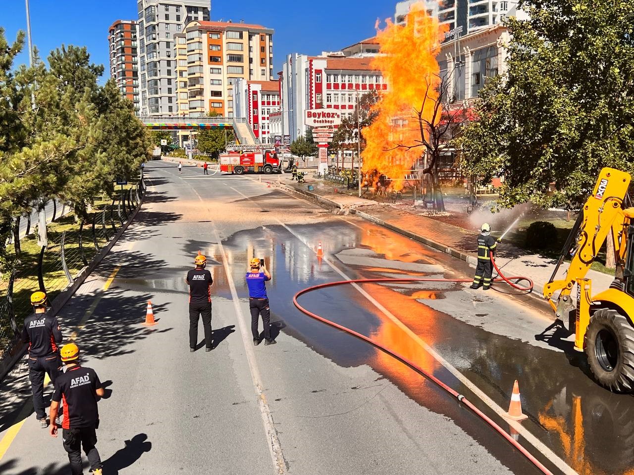 DOĞAL GAZ BORU HATTINDA PATLAMA: 1 YARALI
