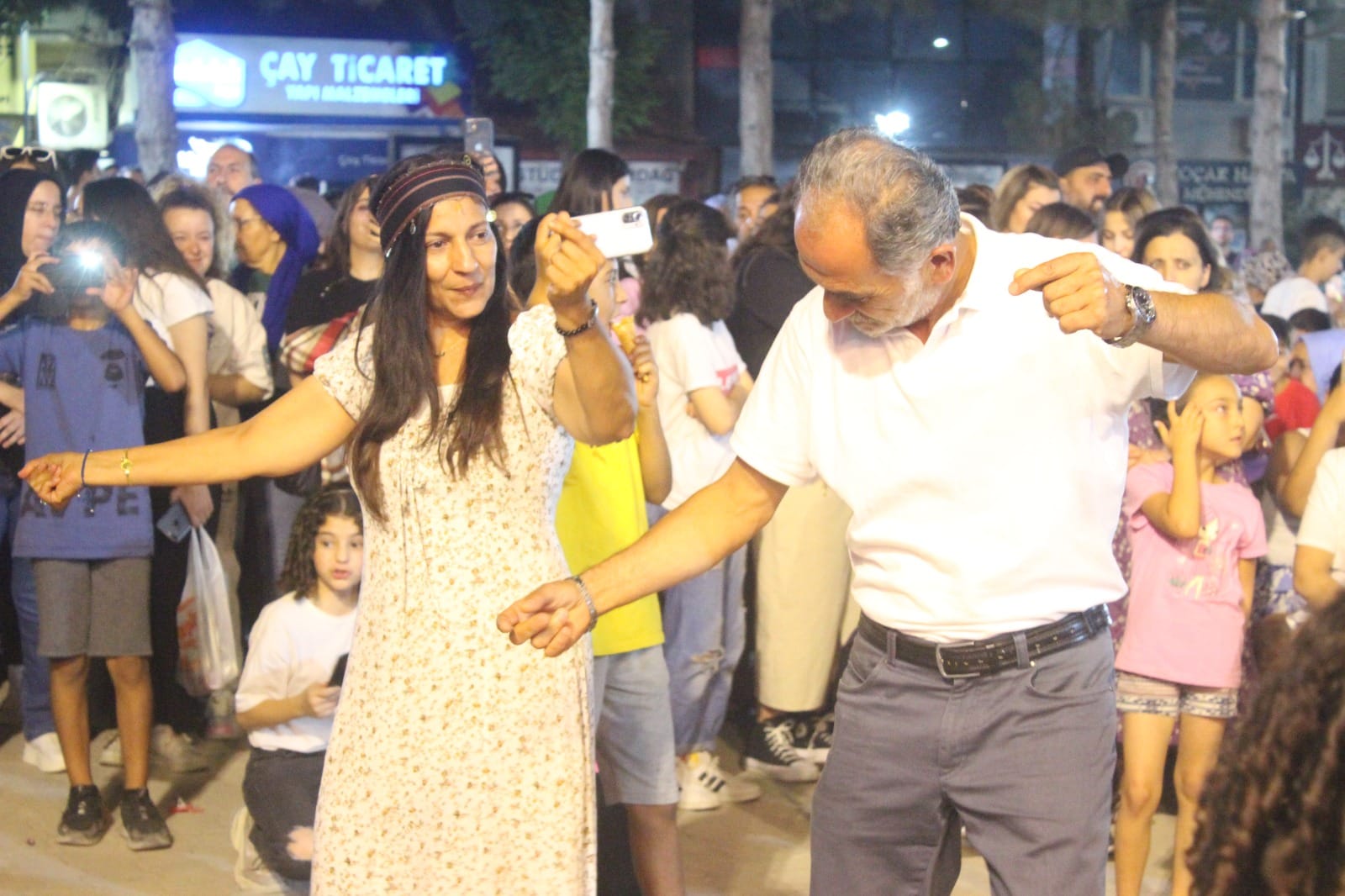GURBETÇİ FESTİVALİ'NDE 2. GÜN COŞKUSU YAŞANDI