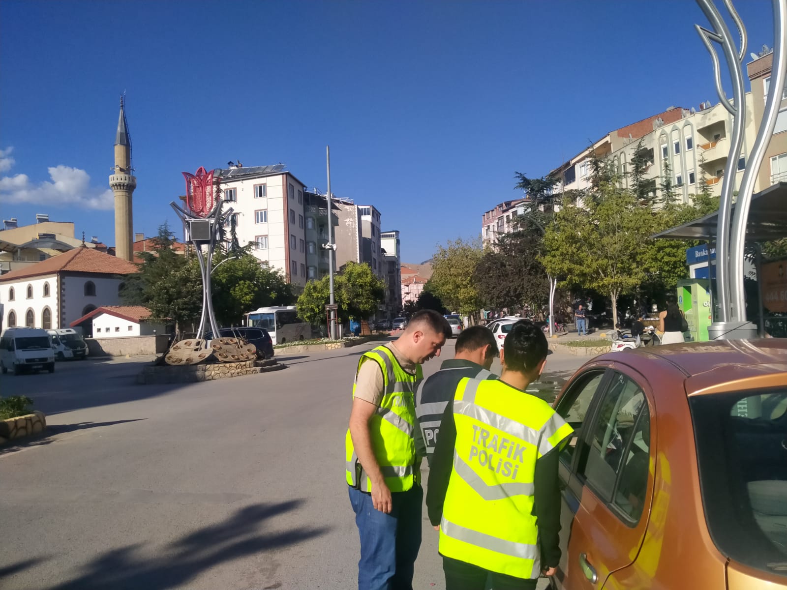 TRAFİK DENETİMLERİ SÜRÜYOR