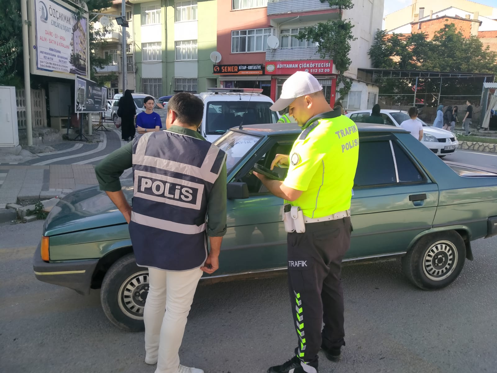 TRAFİK DENETİMLERİ SÜRÜYOR
