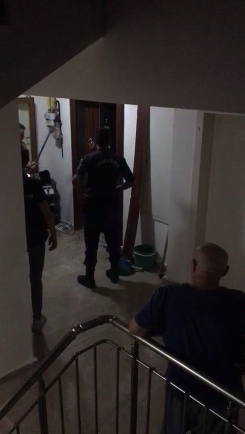 KAN DONDURAN VAHŞET