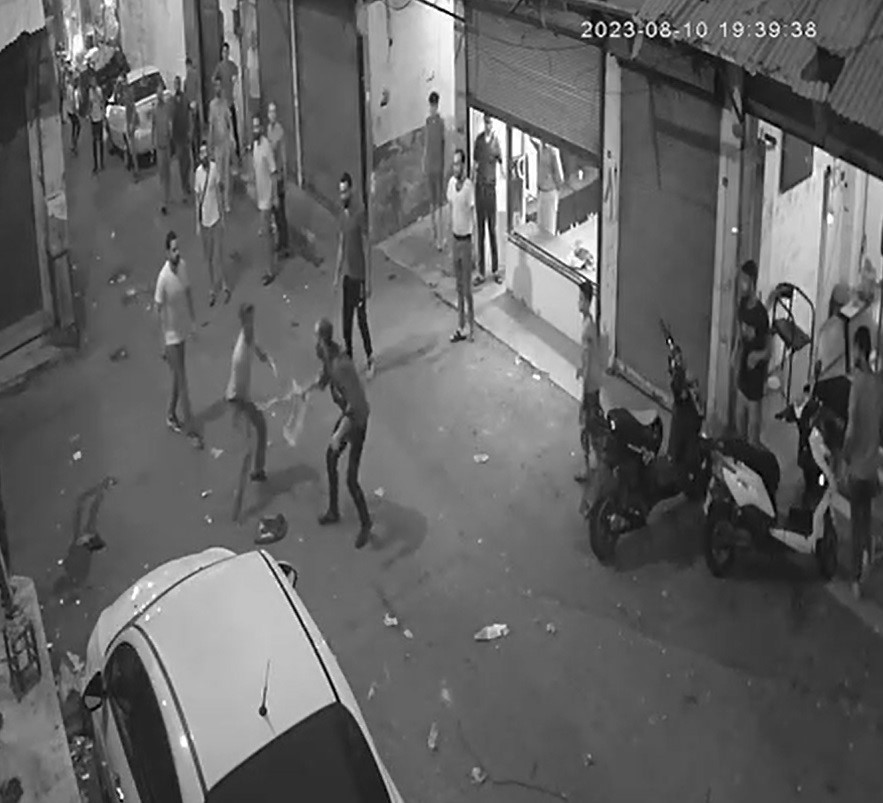 AKSİYON FİLMLERİNİ ARATMAYACAK KAVGA KAMERAYA YANSIDI