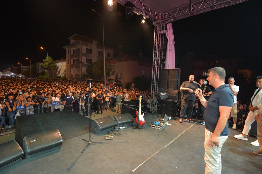 İLYAS YALÇINTAŞ İLE SANDIKLI COŞTU