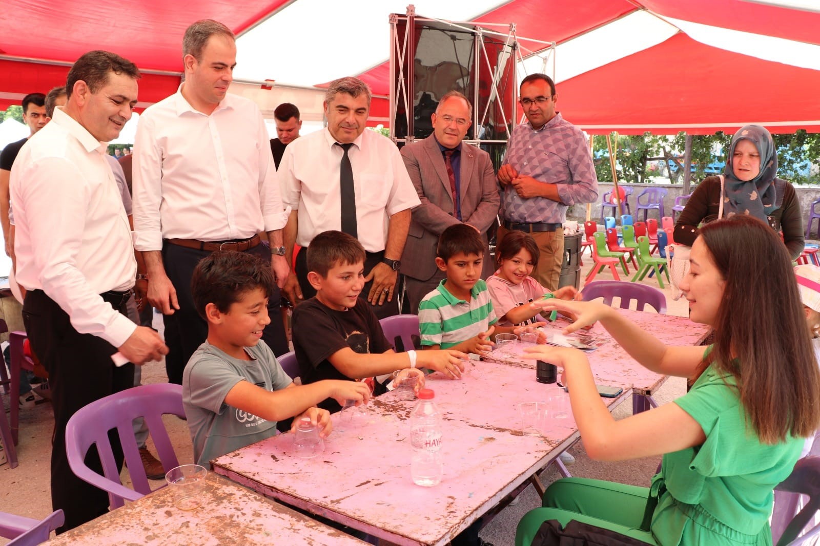 MİRAÇ SÜNNETÇİ ÖĞRENCİLERLE BİR ARAYA GELDİ