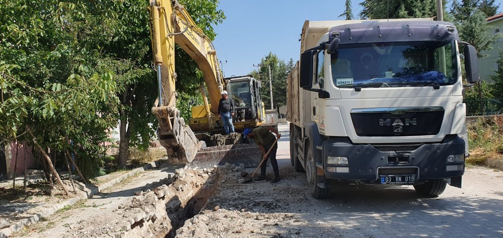 “HALKIMIZIN SAĞLIĞI EN BÜYÜK ÖNCELİĞİMİZ”