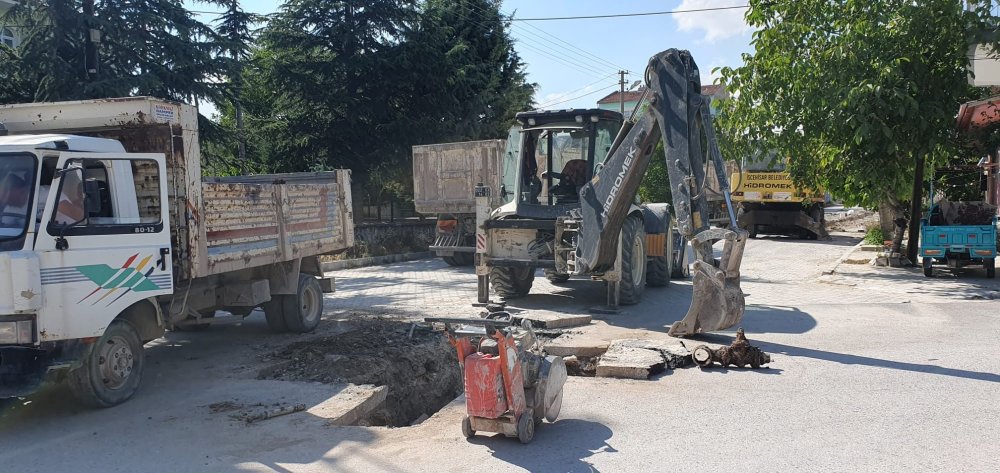 “HALKIMIZIN SAĞLIĞI EN BÜYÜK ÖNCELİĞİMİZ”