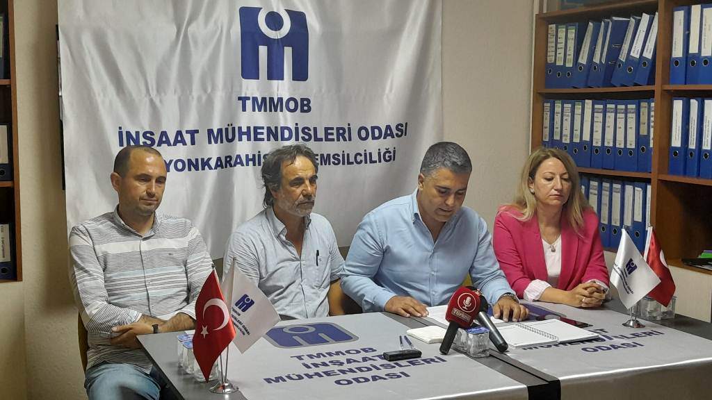 AFYONKARAHİSAR İNŞAAT MÜHENDİSLERİ ODASINDAN DEPREM UYARISI