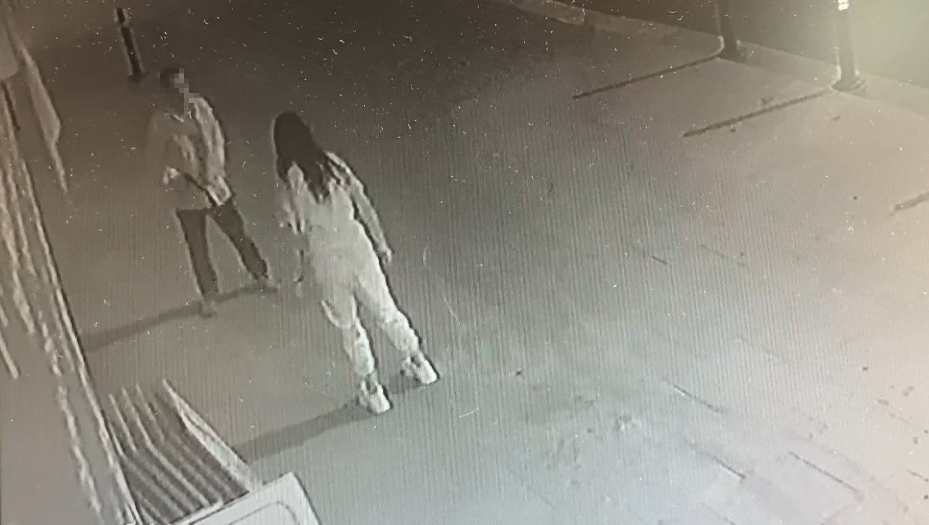 GENÇ KADININ DAKİKALARCA YALVARDIĞI SALDIRGAN: 5 EL ATEŞ AÇTI