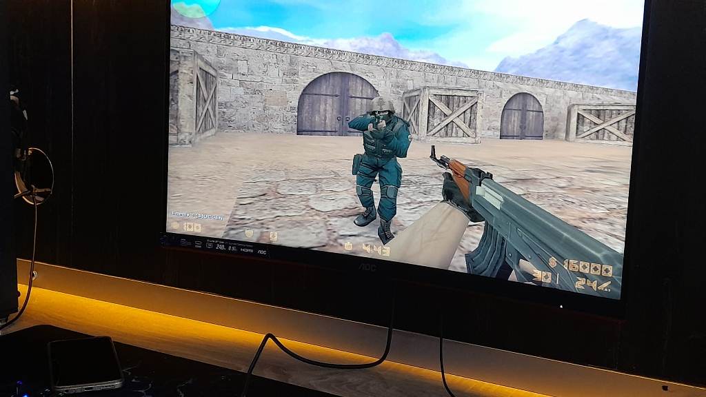GENÇLERİN SOSYALLEŞME MEKÂNI ARENALARA DÖNÜŞTÜ