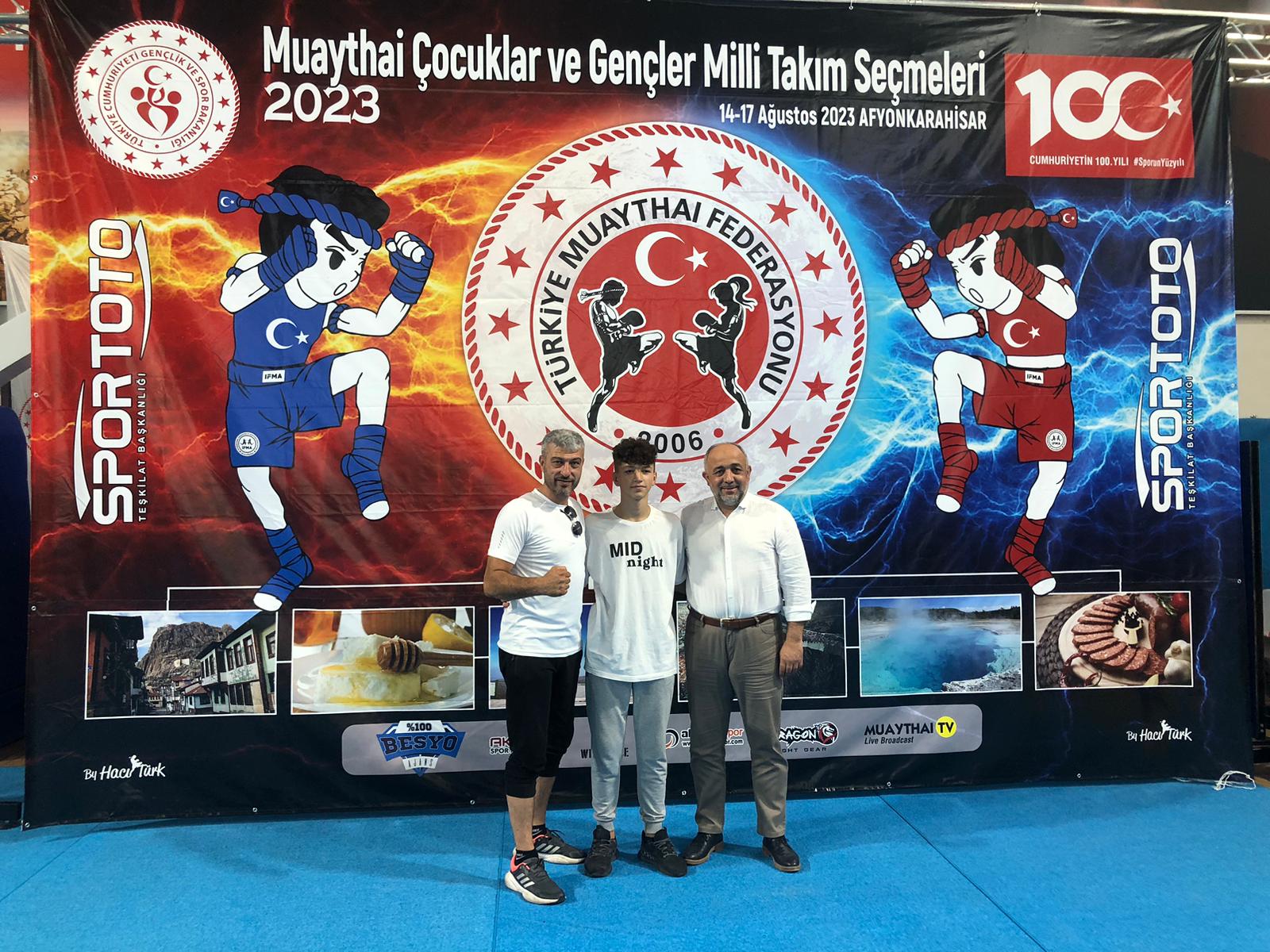 DÜNYA MUAYTHAİ ŞAMPİYONASINA 2 BİLET