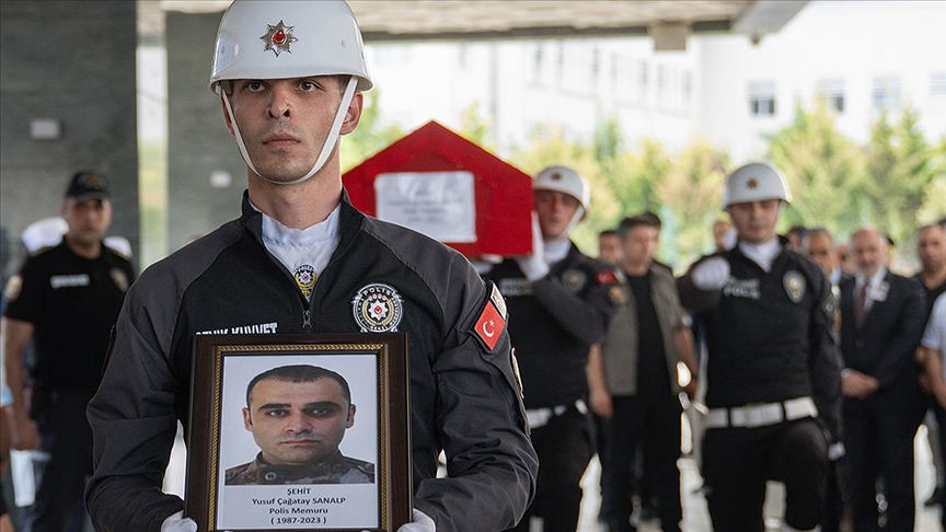 ŞEHİT SANALP SON YOLCUĞUNA UĞURLANDI