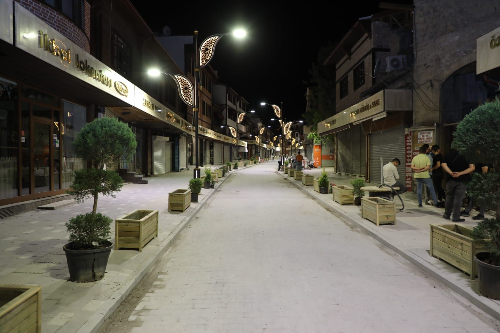 TARİHİ UZUN ÇARŞI İHTİŞAMINA KAVUŞTU