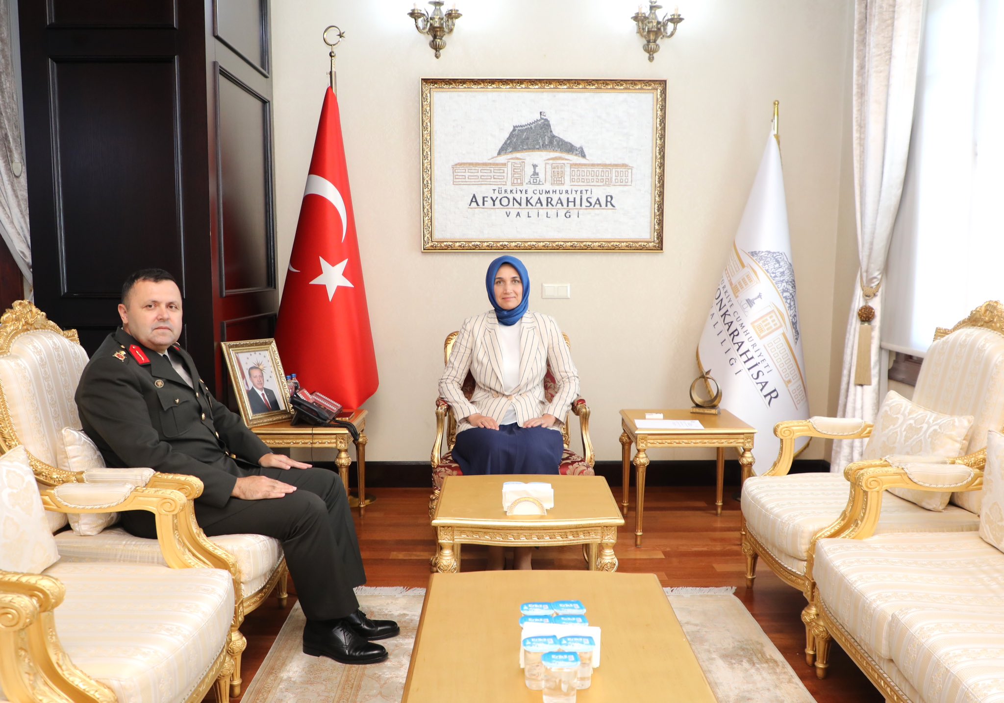 VALİ YİĞİTBAŞI YENİ PAŞA’YI AĞIRLADI