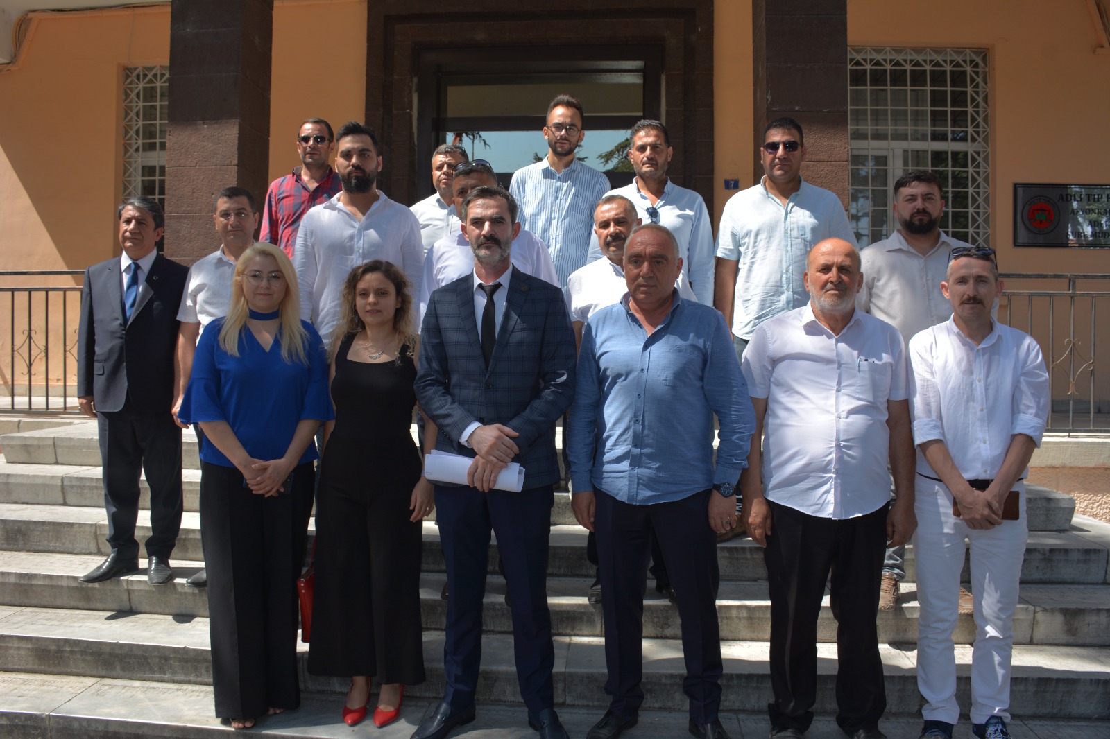 MHP'Lİ DANAOĞLU MAZBATASINI ALDI