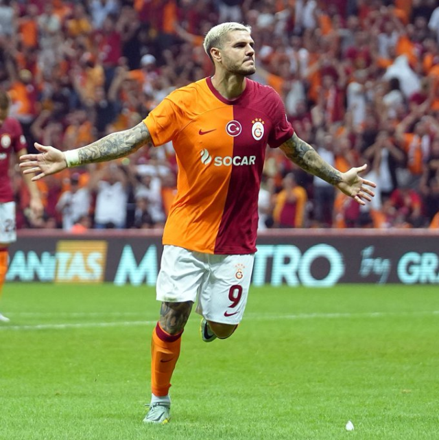 GALATASARAY TRABZONSPOR'U 2-0 MAĞLUP ETTİ